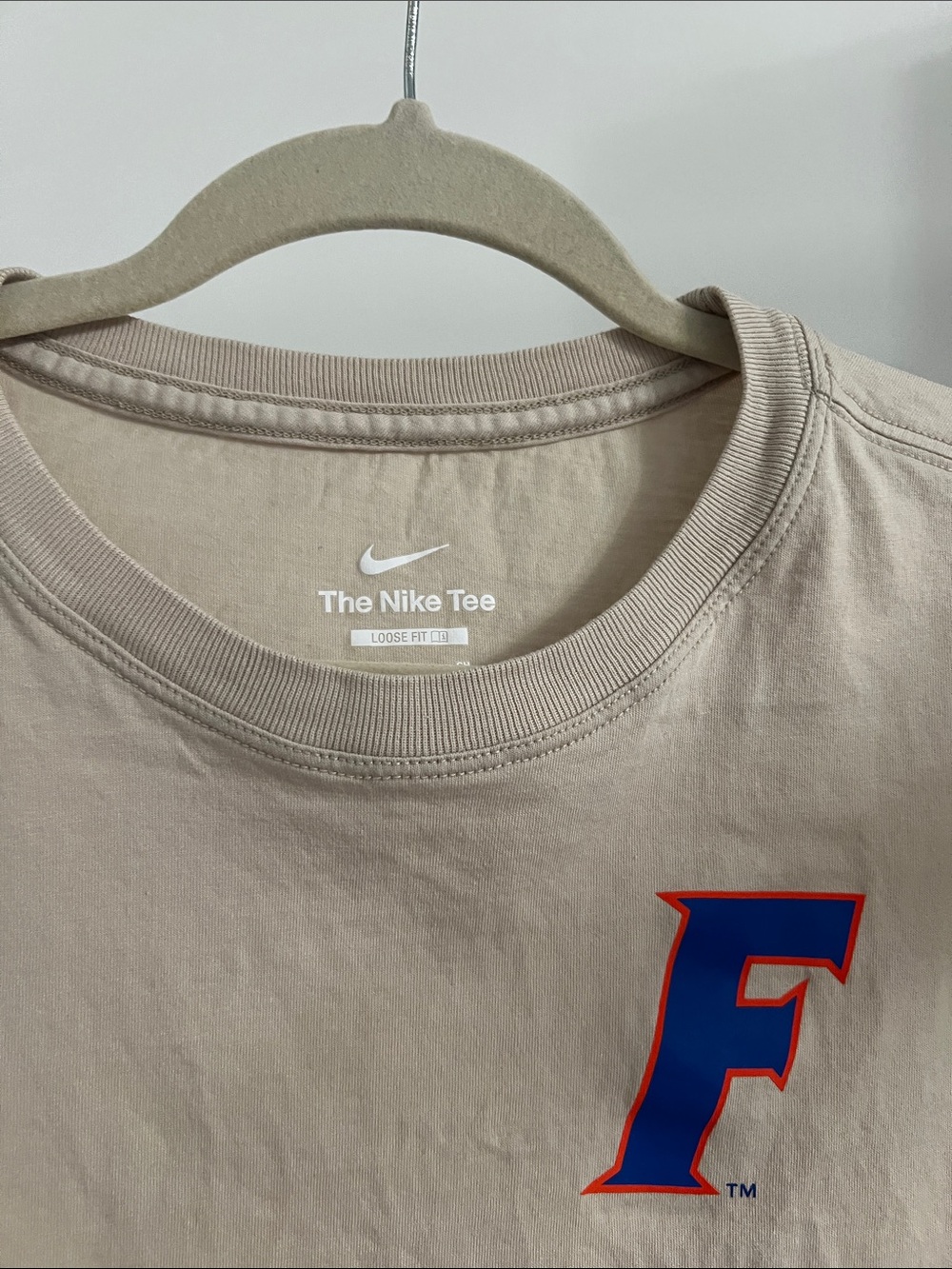 Nike Beige Cropped Long Sleeve Tee with Blue & orange Florida Gators - Picture 2 of 6